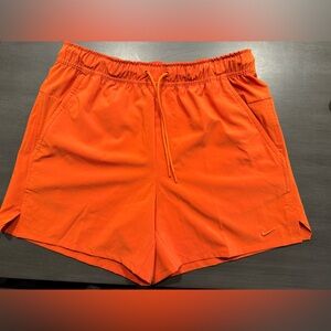 Nike 5” Unlimited Shorts Orange Men Medium